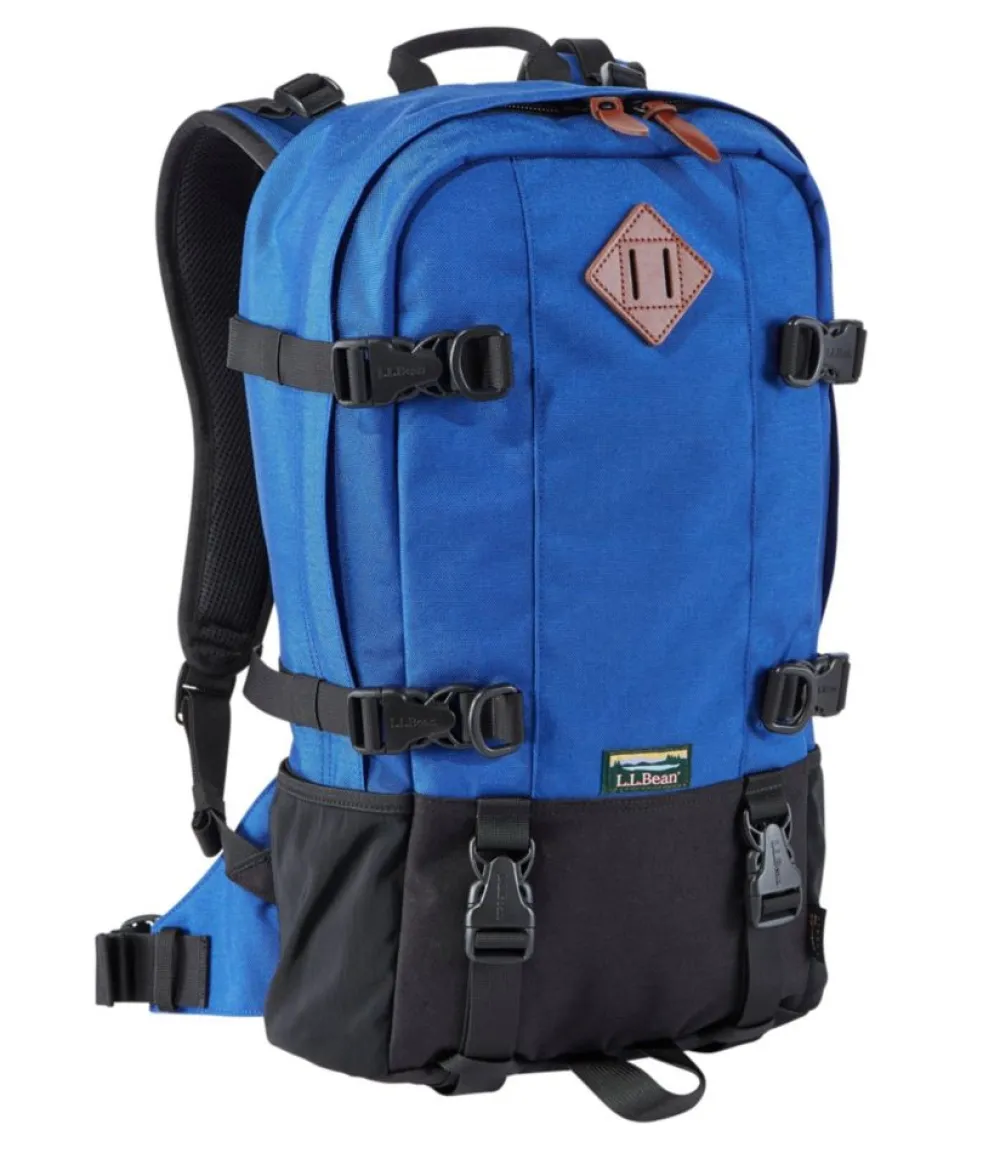 "Adults' Mountain Classic Bigelow Day Pack"-L.L.Bean Sale